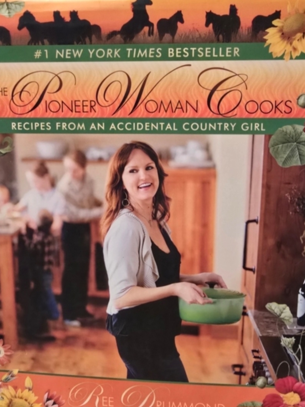 The Pioneer Woman Cooks Cookbook - Green & Orange Cover